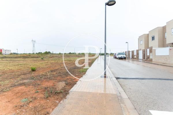 Terreno en avenida Constitución