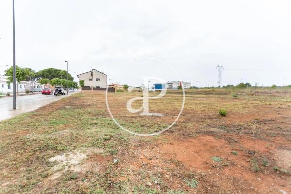 Terreno en avenida Constitución