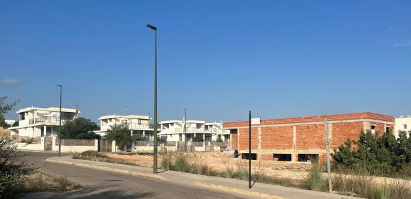 Terreno en avenida Italia, 74