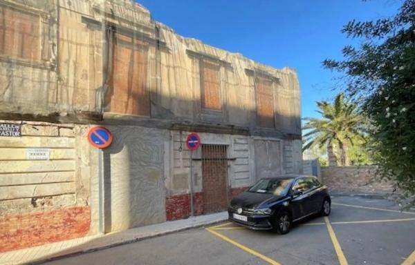 Terreno en calle Garelli i Pastor