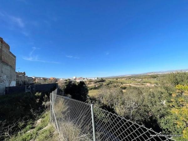 Terreno en calle Garelli i Pastor