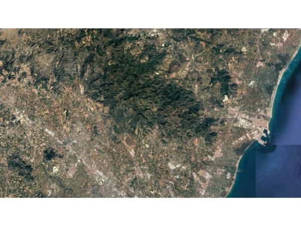 Terreno en ウルバニッザシオ・モン・ロス