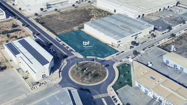 Terreno en calle Mas de Montealcedo