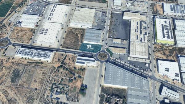 Terreno en calle Mas de Montealcedo