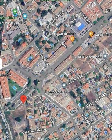 Terreno en avenida de les Corts Valencianes, 64