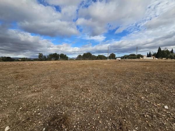 Terreno en calle de Joaquín Turina