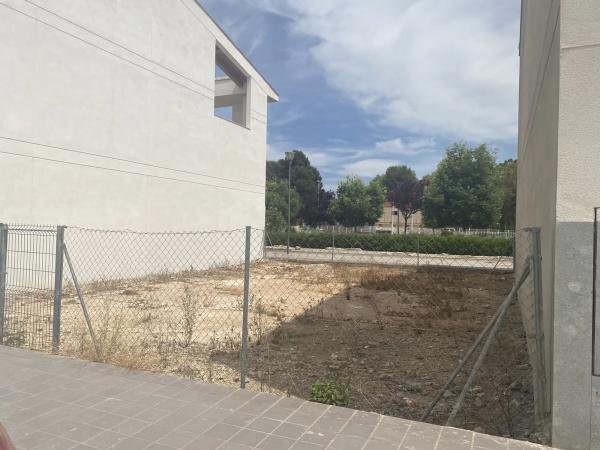 Terreno en Parque de la Bombilla-Pla de Rascanya