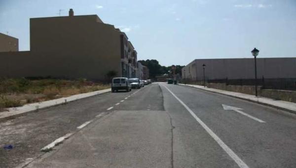 Terreno en calle Horta Nova