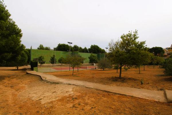 Terreno en calle Burriana, 41