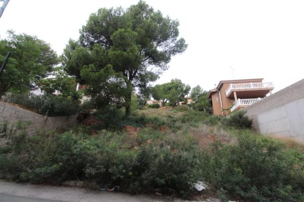 Terreno en calle Burriana, 41