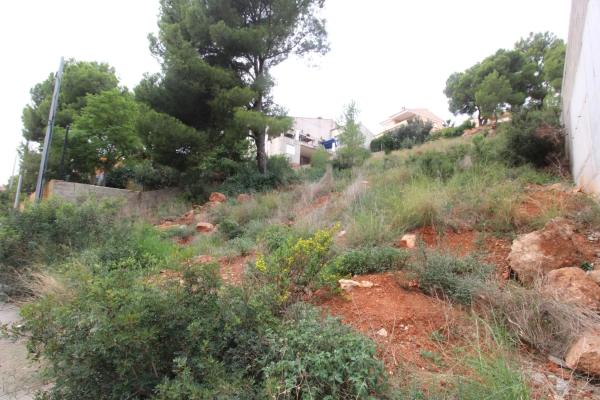 Terreno en calle Burriana, 41