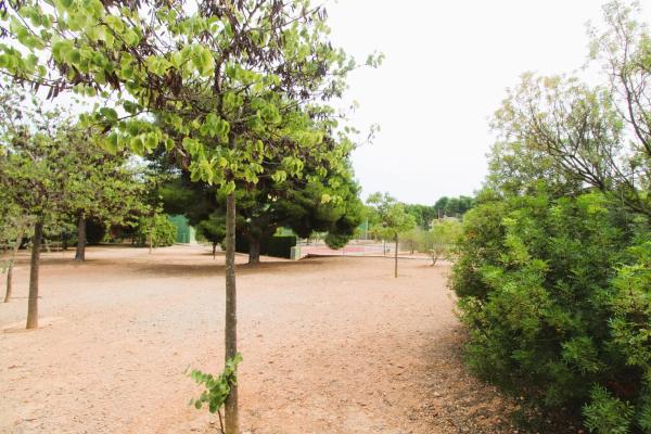 Terreno en calle Burriana, 41