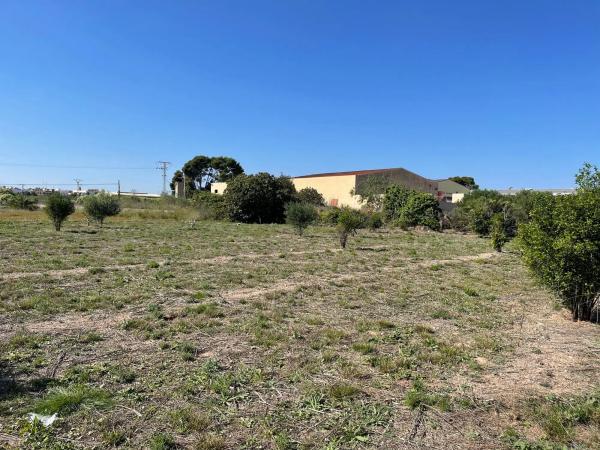 Terreno en plaza Poligono N-47.R, 52