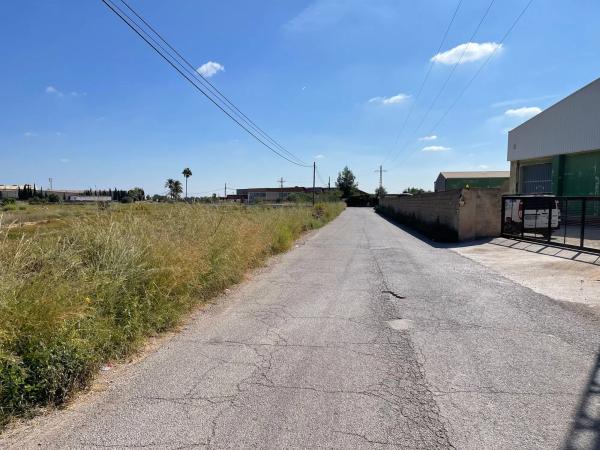 Terreno en plaza Poligono N-47.R, 52