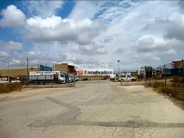 Terreno en calle Ronda