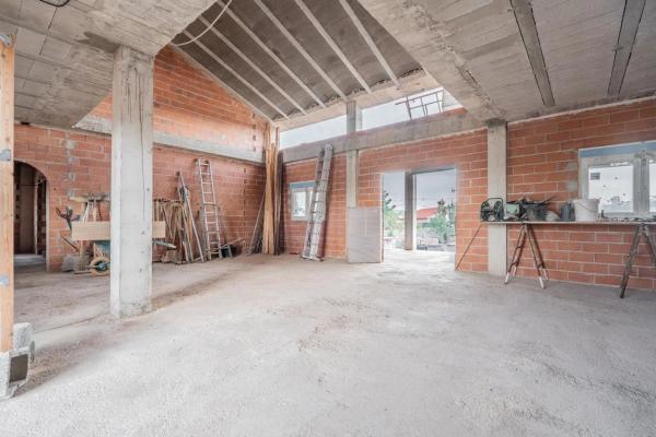 Terreno en calle les Petunies