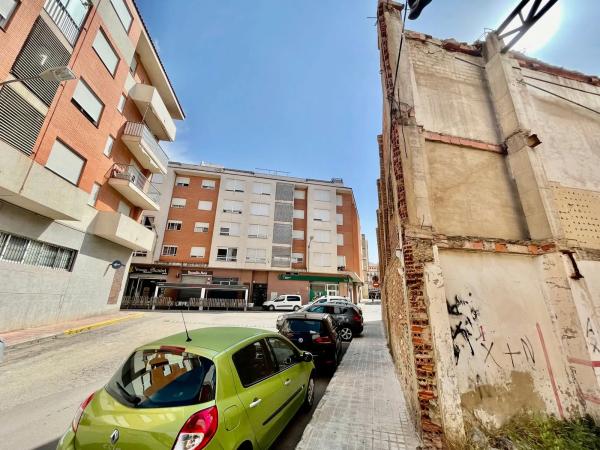 Terreno en calle la Bàscula, 3