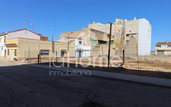 Terreno en Antonio Ramon Valdo, 29