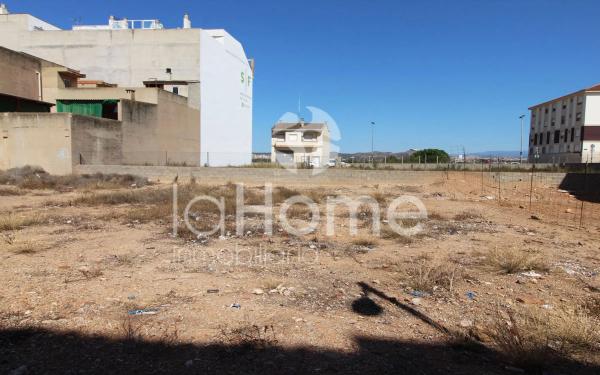 Terreno en Antonio Ramon Valdo, 29