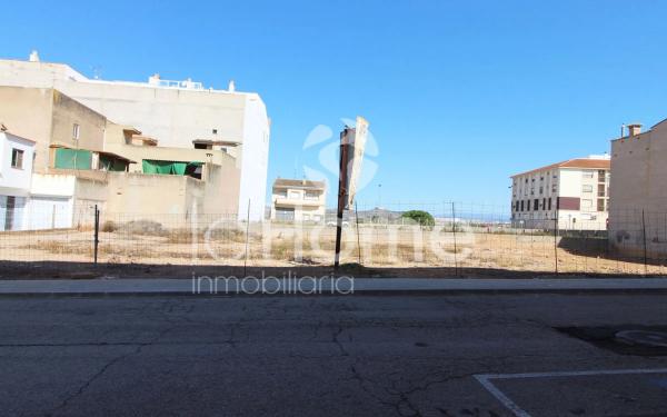 Terreno en Antonio Ramon Valdo, 29