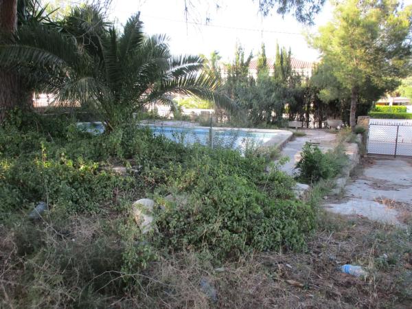 Terreno en calle els pous