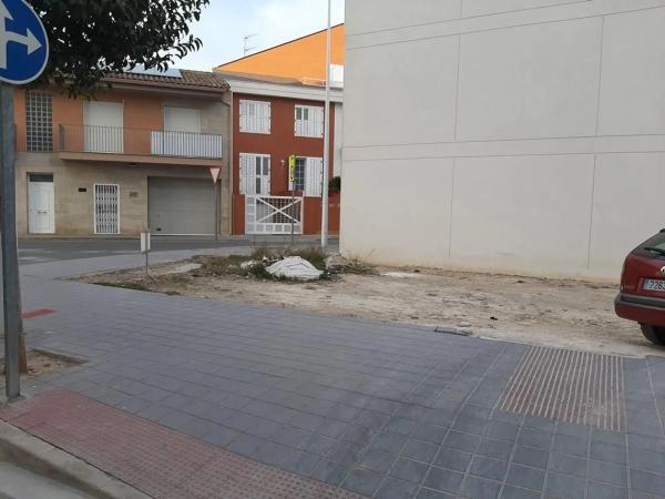 Terreno en Parque de la Bombilla-Pla de Rascanya