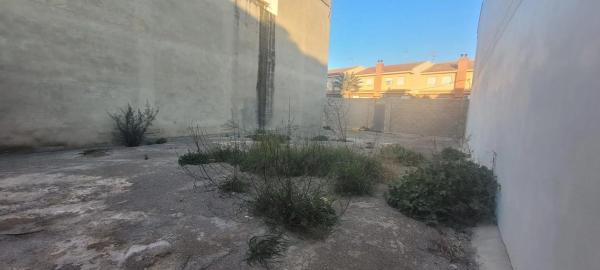 Terreno en Parque de la Bombilla-Pla de Rascanya