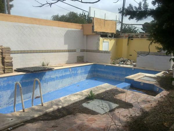 Terreno en calle Málaga, 40 ,41,42