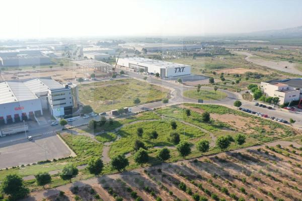 Terreno en calle Mas de Balo