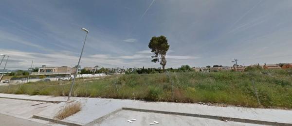 Terreno en calle de la Serra del Teix