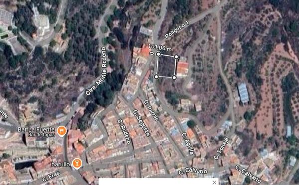 Terreno en calle Aguila, 62