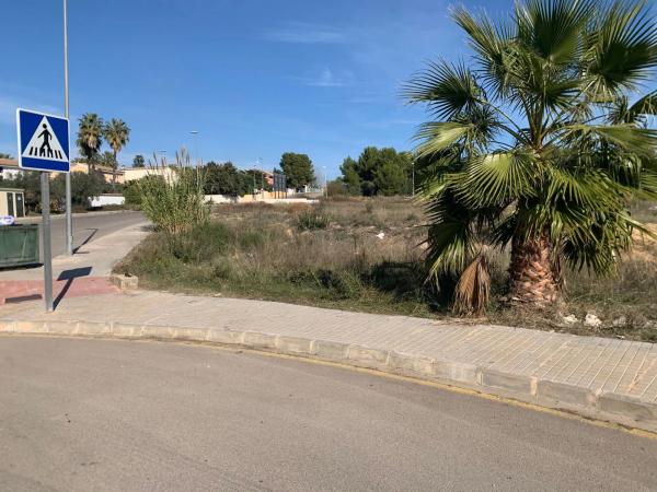 Terreno en calle Alcarava, 9