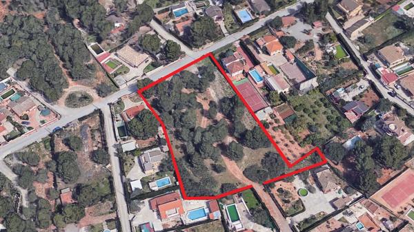 Terreno en avenida de los Serranos, 18