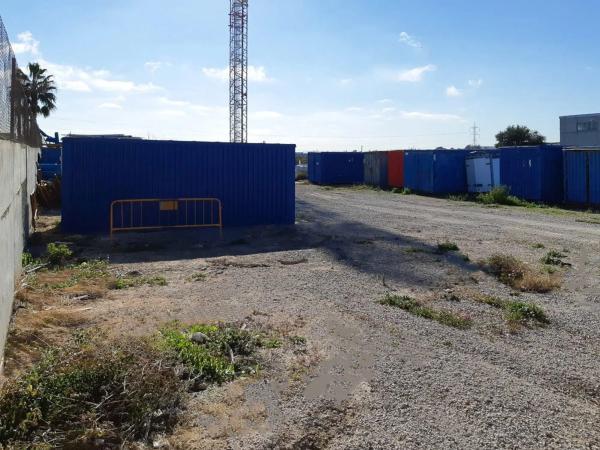 Terreno en calle Cefiro