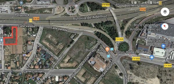 Terreno en calle Pasarell, 3