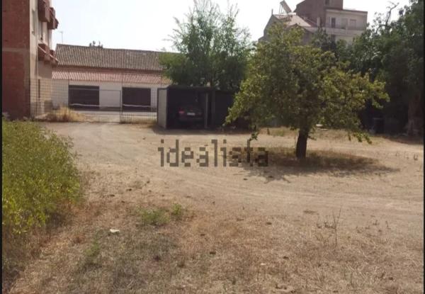 Terreno en calle Maetro Lázaro, 8