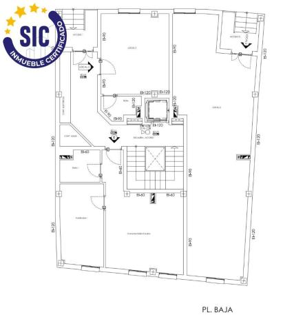 Terreno en plaza Iglesia