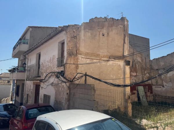 Terreno en calle Ramón y Cajal, 4