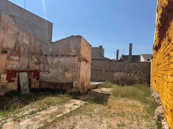 Terreno en calle Ramón y Cajal, 5