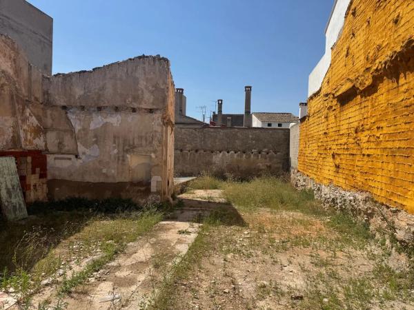 Terreno en calle Ramón y Cajal, 5