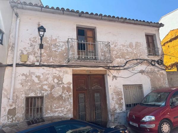 Terreno en calle Ramón y Cajal, 5