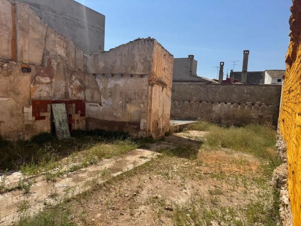 Terreno en calle Ramón y Cajal, 5