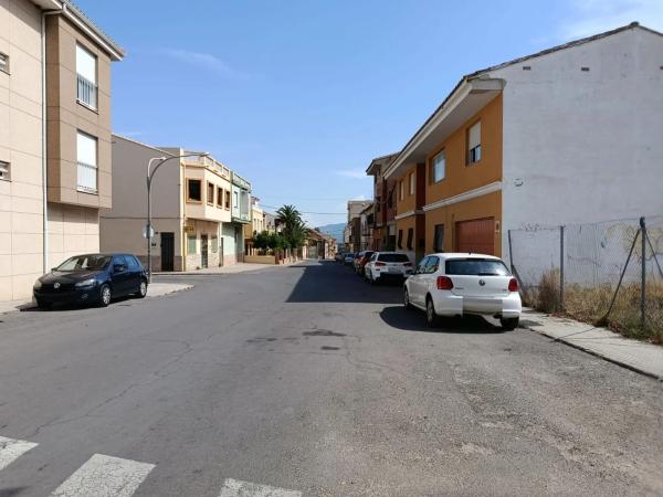 Terreno en calle Antonio Machado