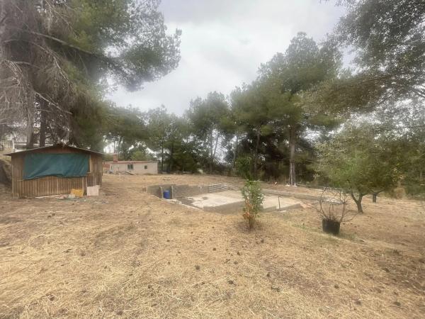 Terreno en calle Azahar, 16