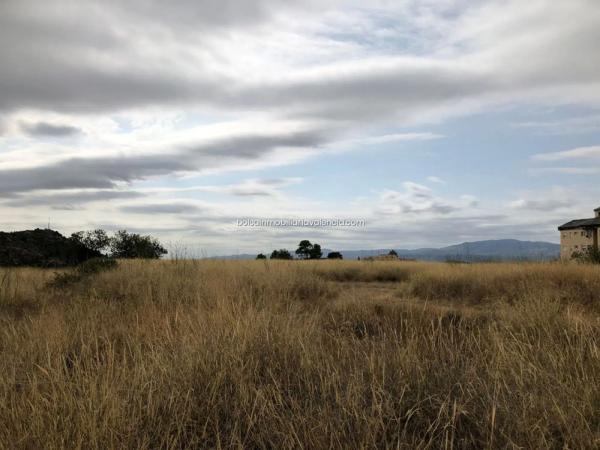Terreno en calle Ernesto Jimenez Navarro