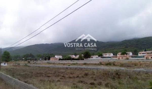 Terreno en calle Llanorel