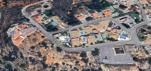 Terreno en calle Esmeralda, 33