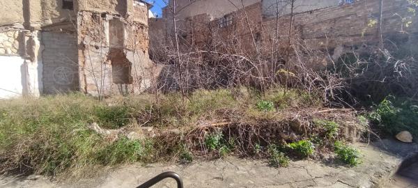 Terreno en calle Ruiz Pons