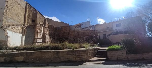 Terreno en calle Ruiz Pons