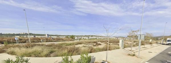 Terreno en rambla de Poyo, 4